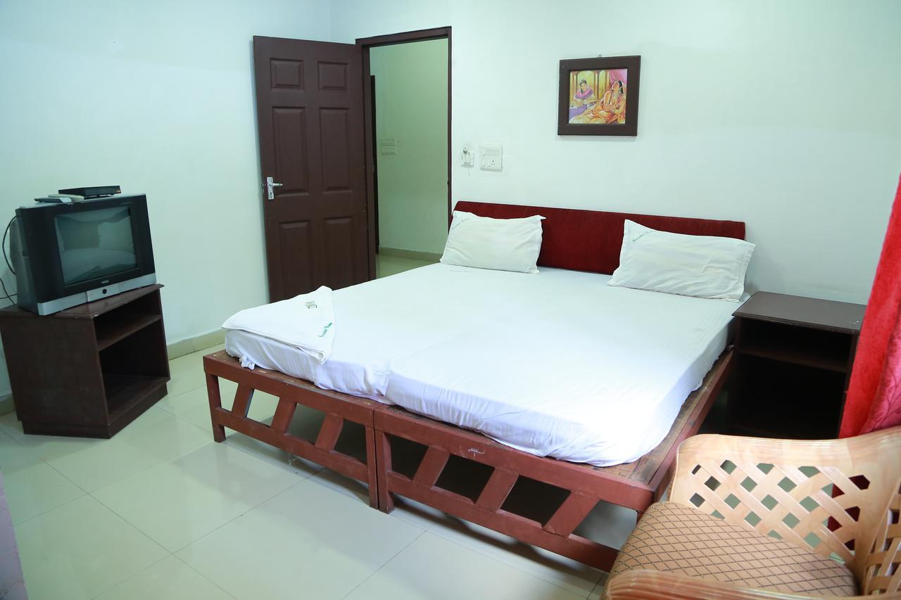Swades Residency Hotel Cheruvalli Eksteriør billede